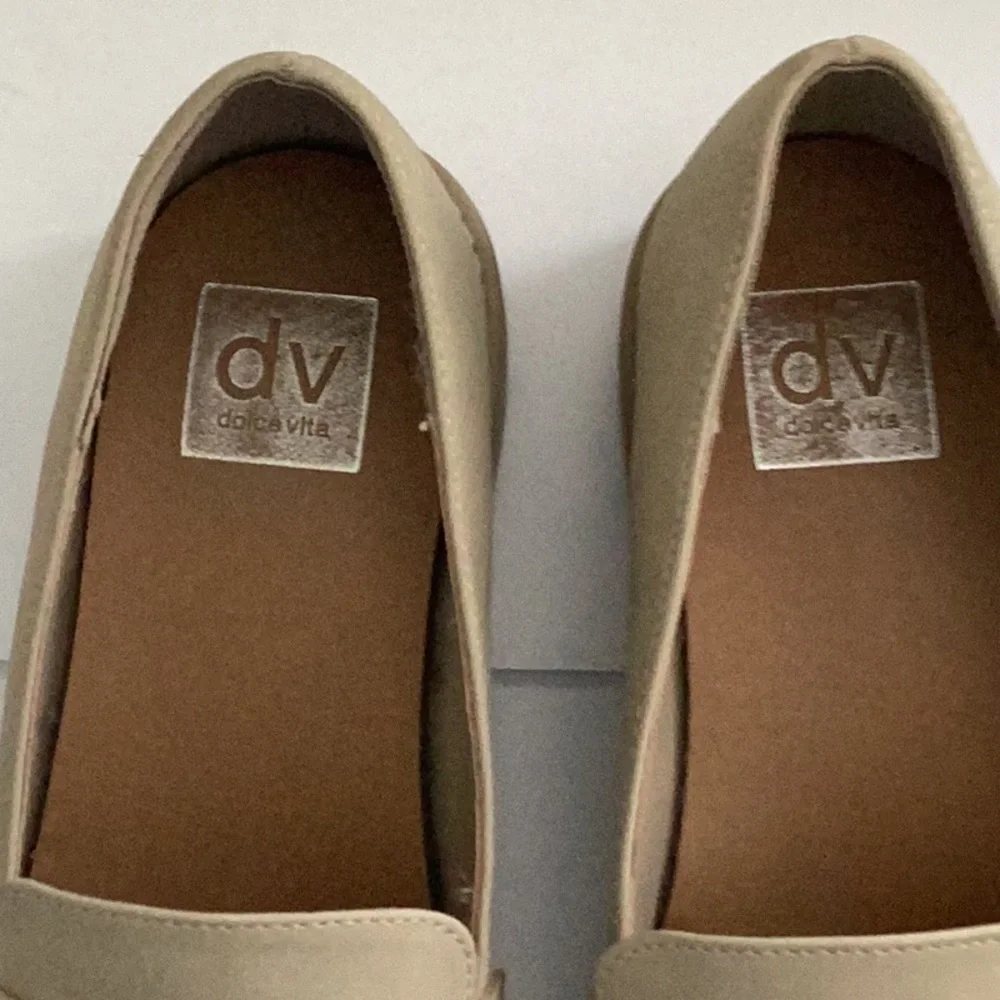Dolce Vita Elias Platform Penny Loafers, Beige Suede, Size 8 - Picture 6 of 8